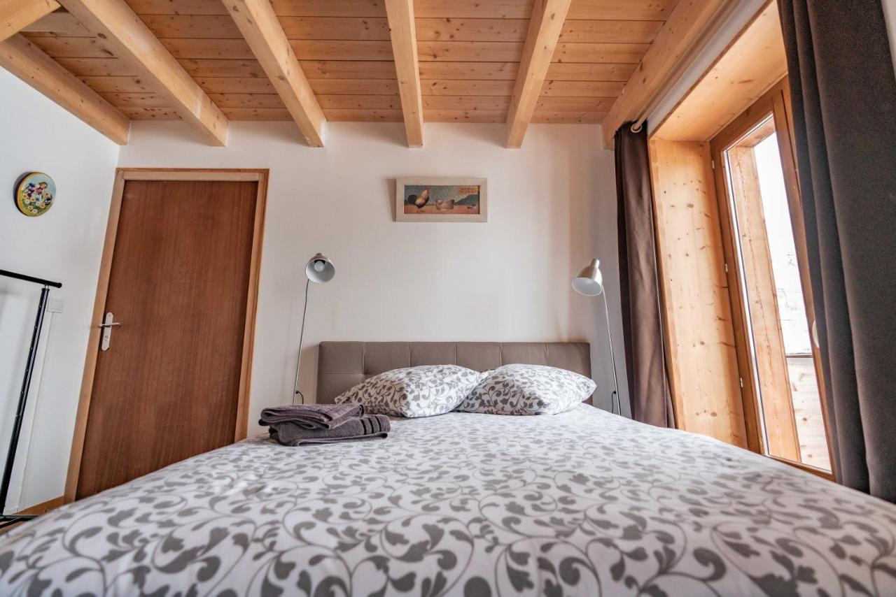 Le Saint Jo Bed and Breakfast La Féclaz Exteriör bild
