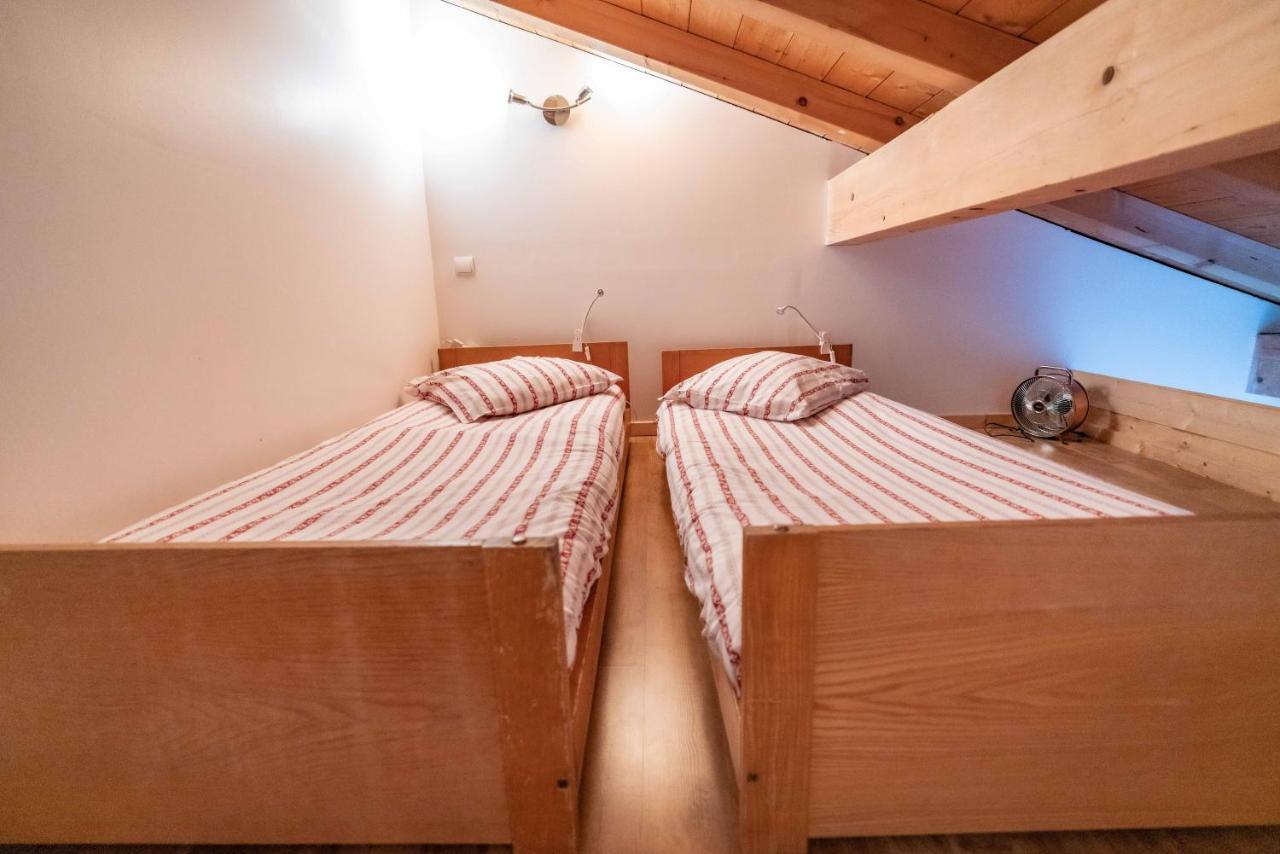 Le Saint Jo Bed and Breakfast La Féclaz Exteriör bild