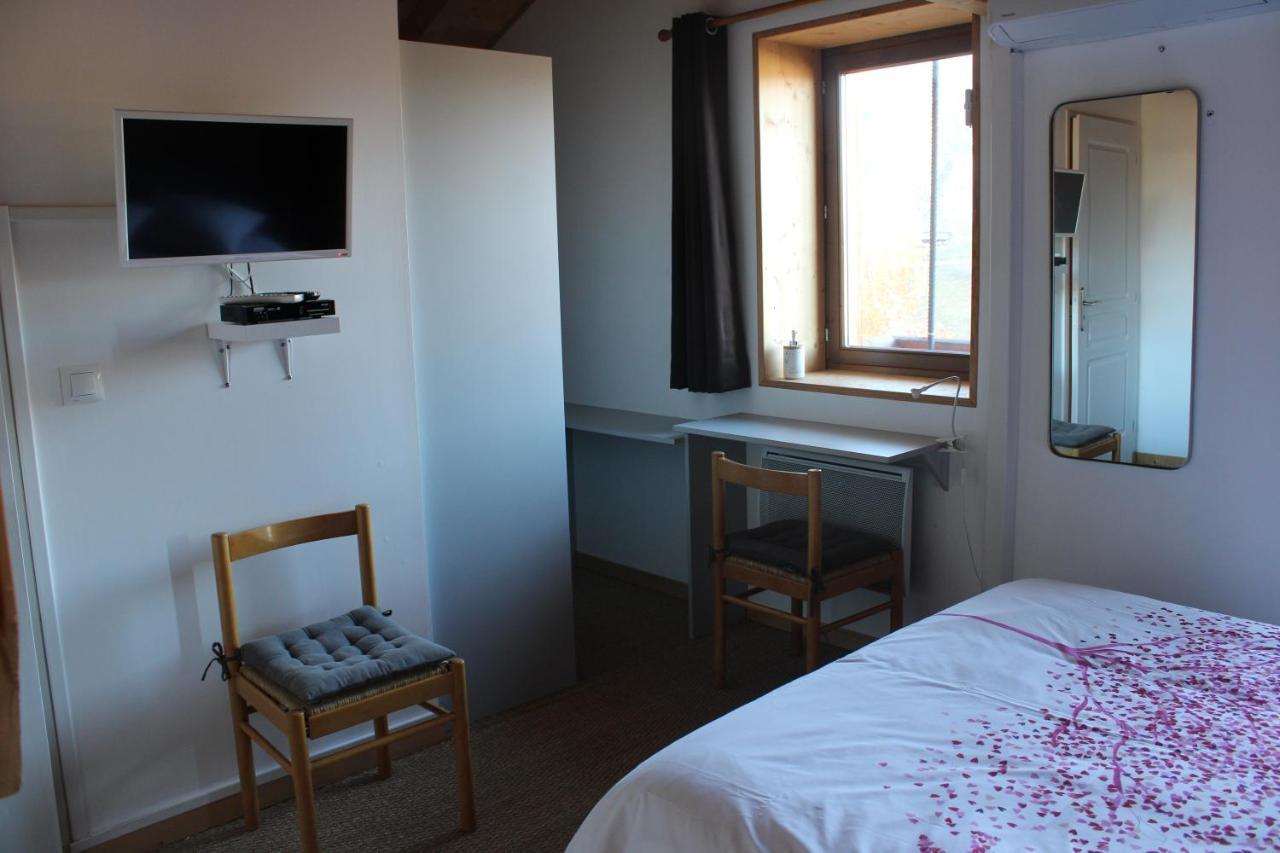 Le Saint Jo Bed and Breakfast La Féclaz Exteriör bild